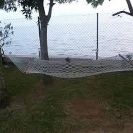 Saro Lake County Kumarakom Exteriör bild